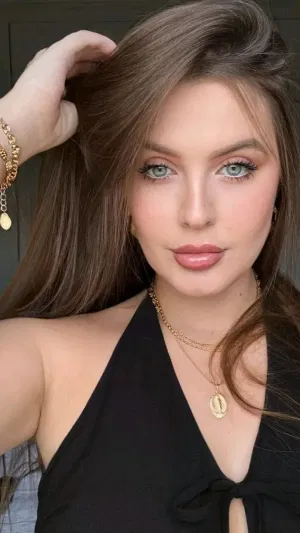 RFGDTWR, 21 years old from Canada