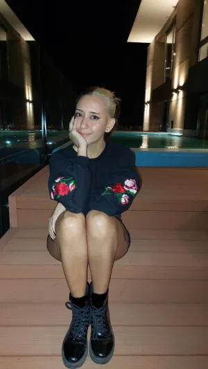 Vjffhvghhjj, 20 years old from United Kingdom