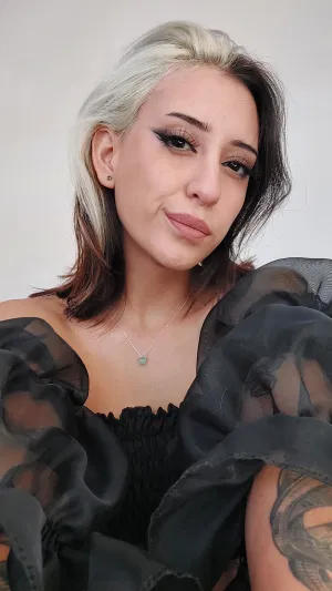 angelj4, 20 years old from United States