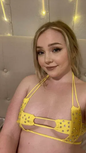 peachylizya42, 22 years old from United States