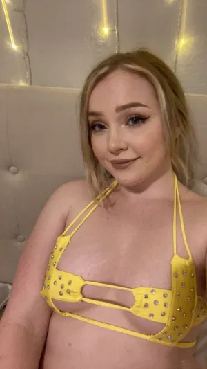peachylizya45, 23 years old from United States