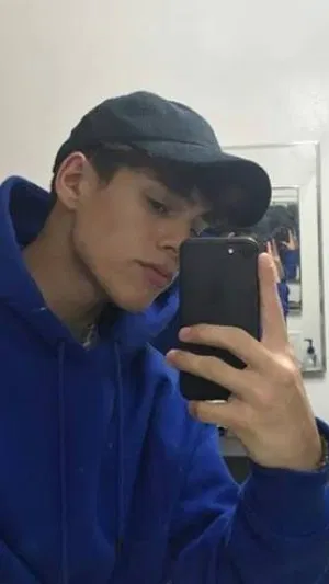 hardingfucker3567, 24 years old from Australia