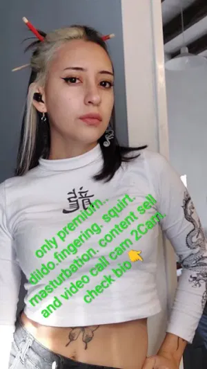 lipslyJenny, 19 years old from United States