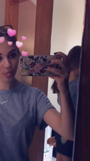 xobew22326, 18 years old from United States