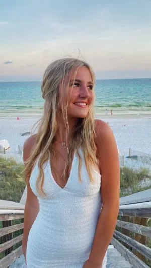 d3sbsfru8g, 28 years old from United States