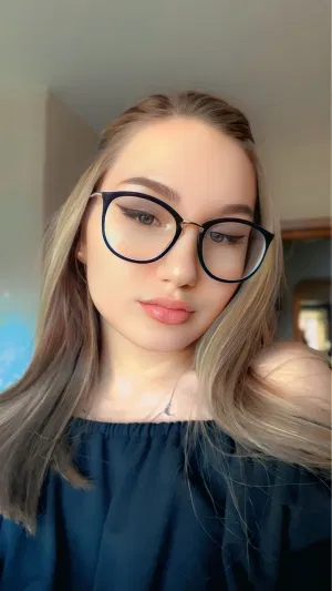 Alina_22736, 21 years old from United States