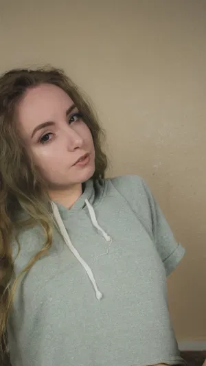 pidiw33388, 18 years old from Canada