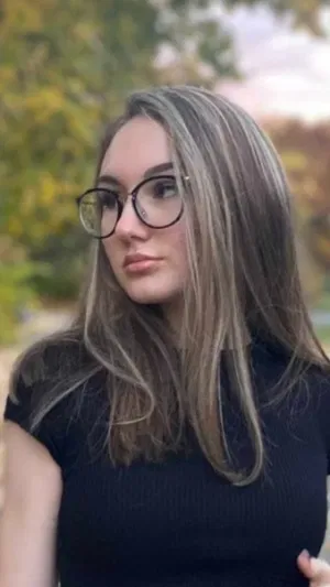 SharonJ6789, 20 years old from United States