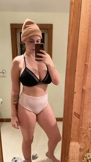 lisa_594's Profile Photo