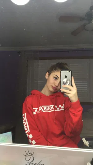 yaniyih192's Profile Photo