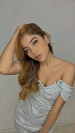 m12555793, 20 years old from United States