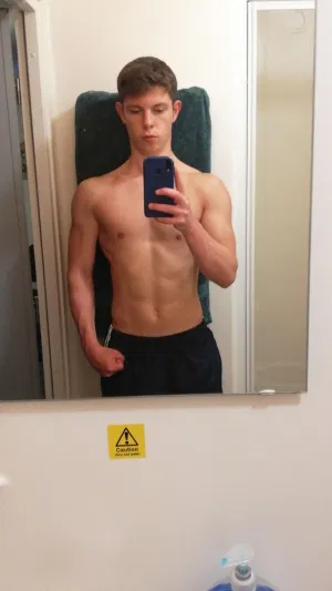 eyadick, 19 years old from Canada