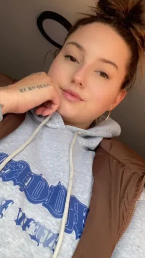 vawoweb379, 23 years old from United States