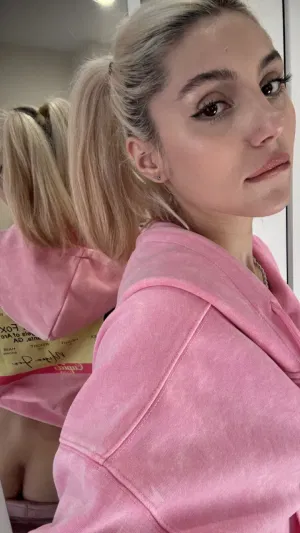 lisaqueen34x, 21 years old from United States