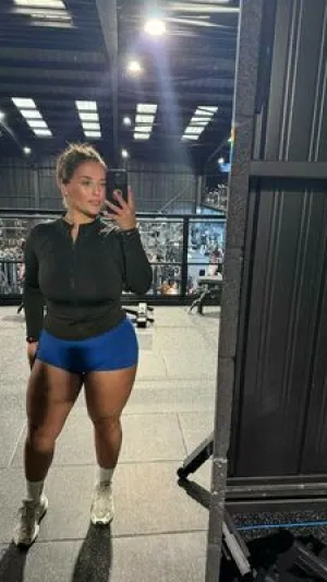 ravoli4449's Cover Photo