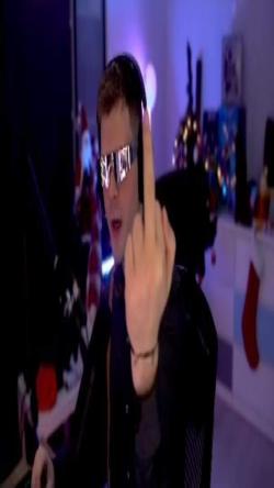 adamsmasher559, 21 years old from Germany