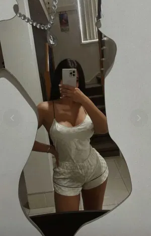 adeline2644's Profile Photo