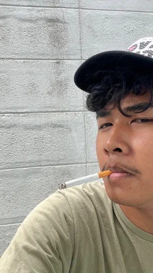 aikkomkit, 21 years old from United States