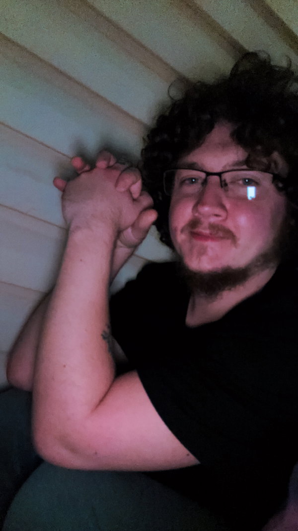 ainvader19, 25 years old from United States