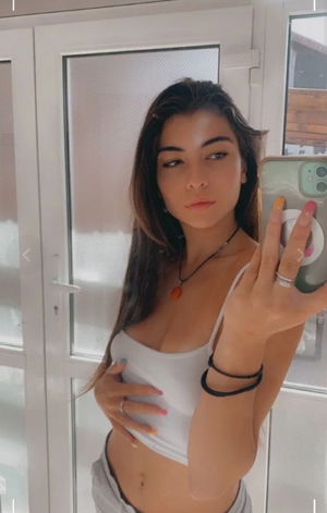 ajkinb's Profile Photo