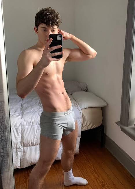 Alex_A, 22 years old from Australia