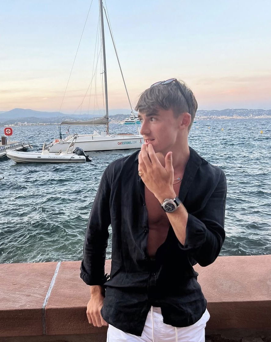 Alexterry69's Profile Photo