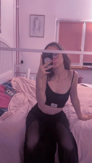 angelqqx's Profile Photo