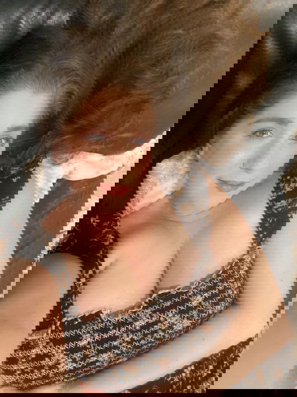 Ann653, 33 years old from United States