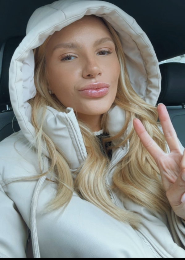 arielzee1, 32 years old from United States