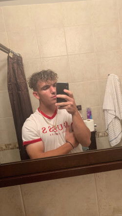 arizzz213's Profile Photo