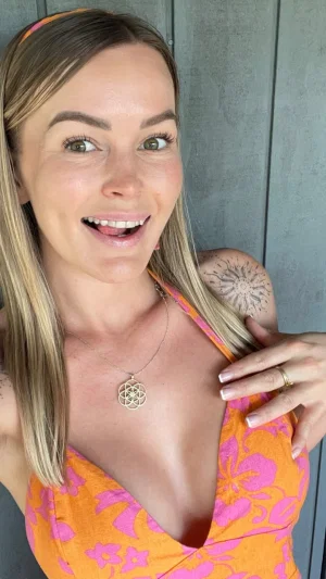 ashleymay437, 23 years old from Canada