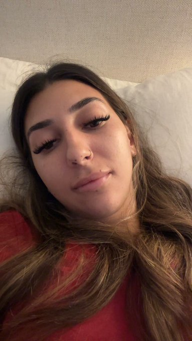 aueprdfh, 24 years old from Canada