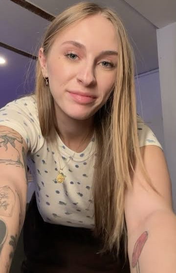 ayozemine4, 28 years old from United States