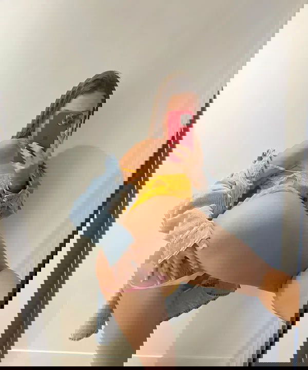 b9oi4ycts0, 19 years old from United States