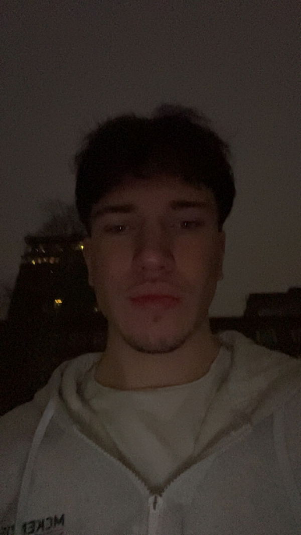 barb0uri, 18 years old from Sweden