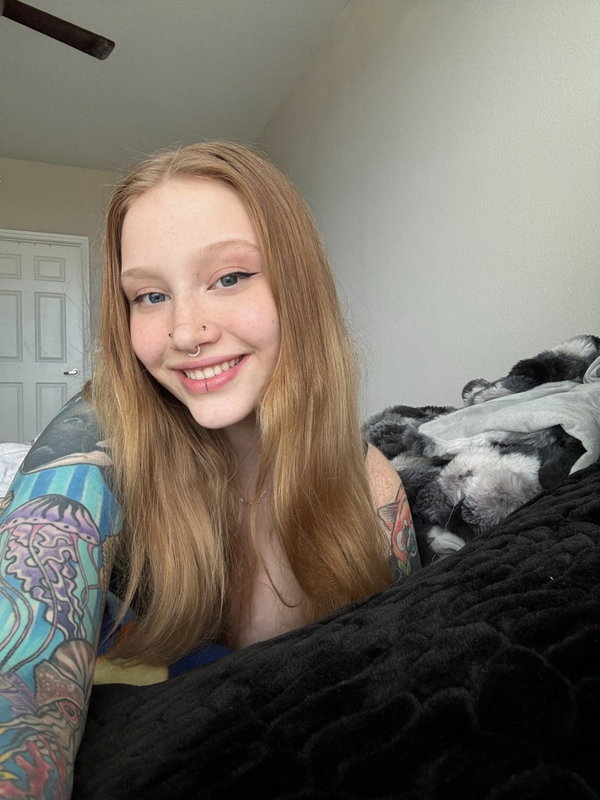 beckyclutch2, 25 years old from United States
