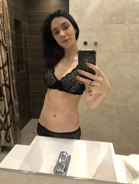 bilmasilmo, 25 years old from United States