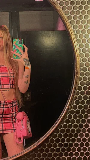 caitlinambrose6's Profile Photo