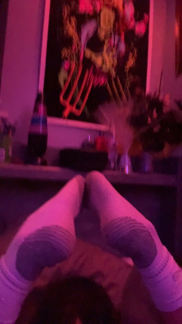 callme0, 20 years old from United States