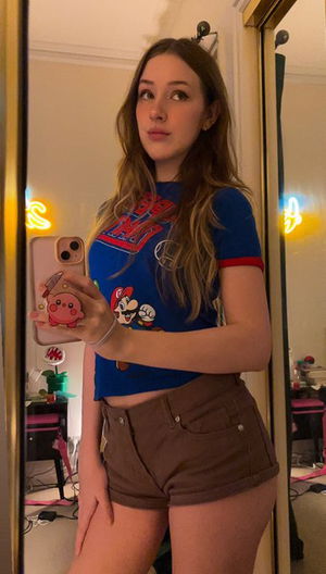 camgirl334's Profile Photo