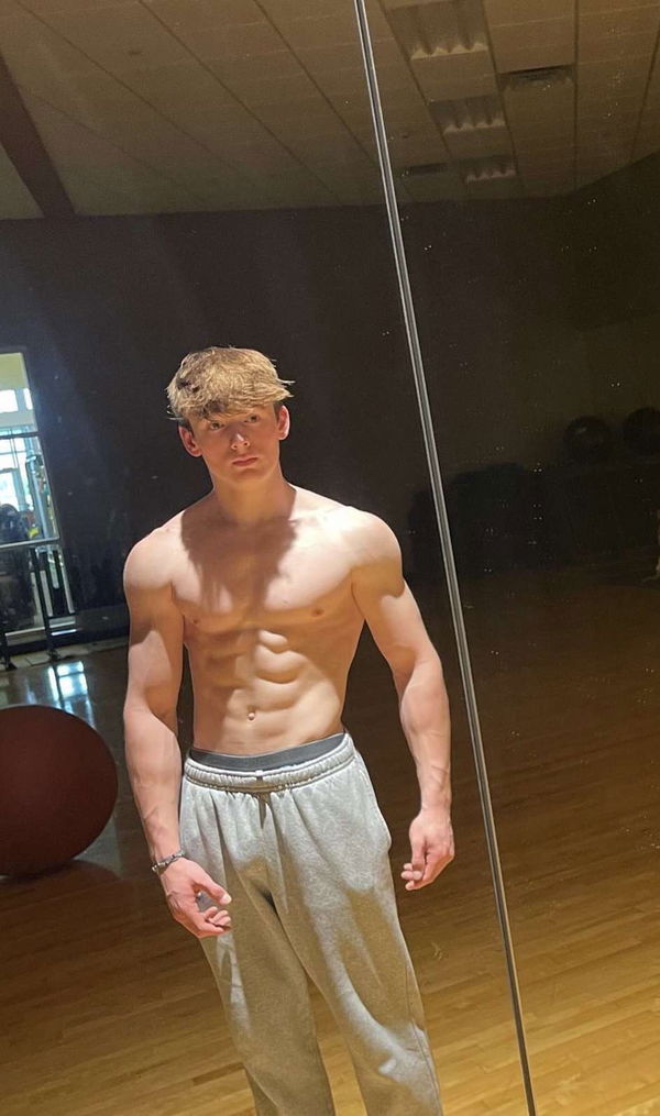 cdrew106, 22 years old from United States