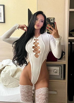 celayeb325's Profile Photo