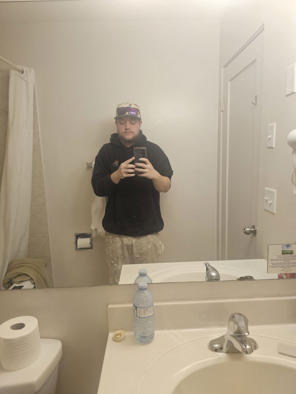 cj1233, 18 years old from Canada