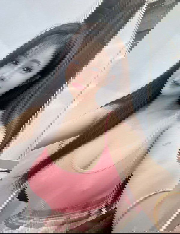 coralak424, 20 years old from United States