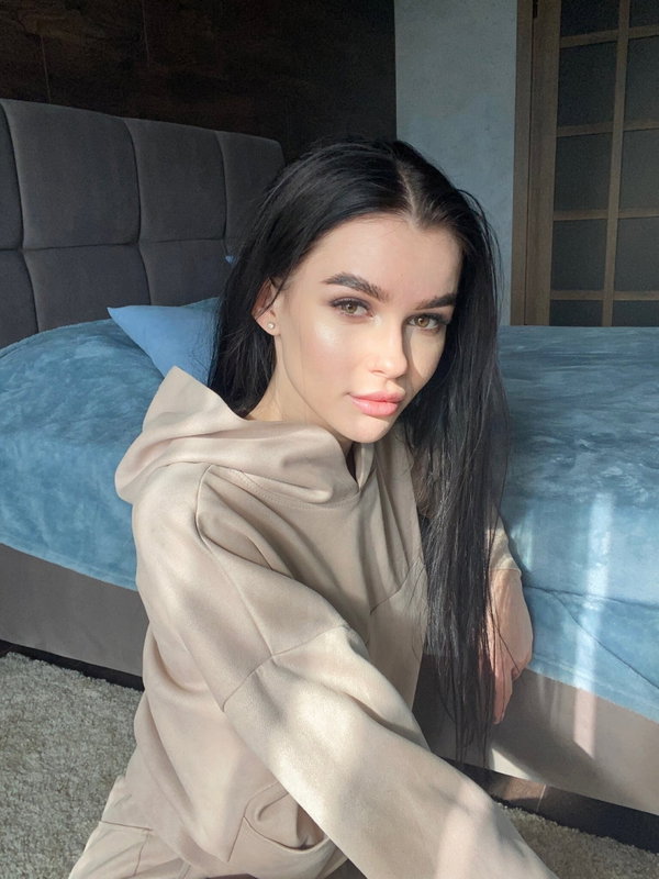 coumelissaderi, 28 years old from United States