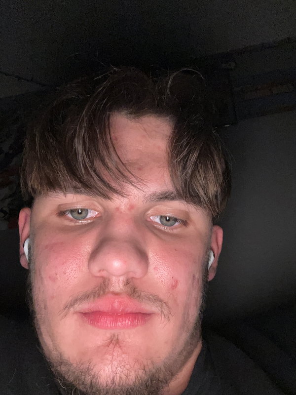 dgarr0712, 18 years old from United States