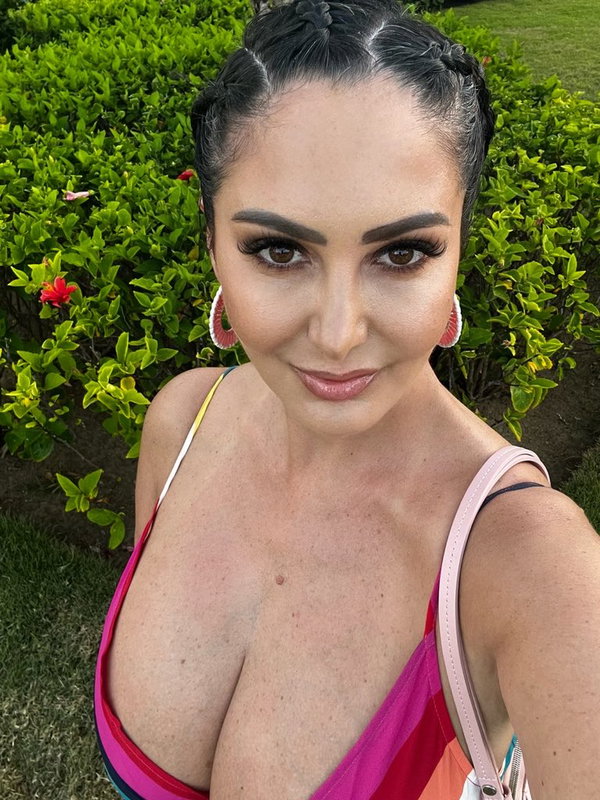 diana, 32 years old from United States