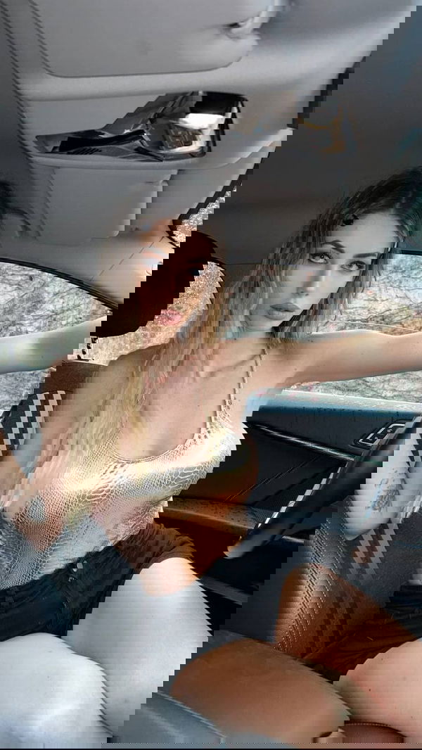 divawet8574, 25 years old from United States