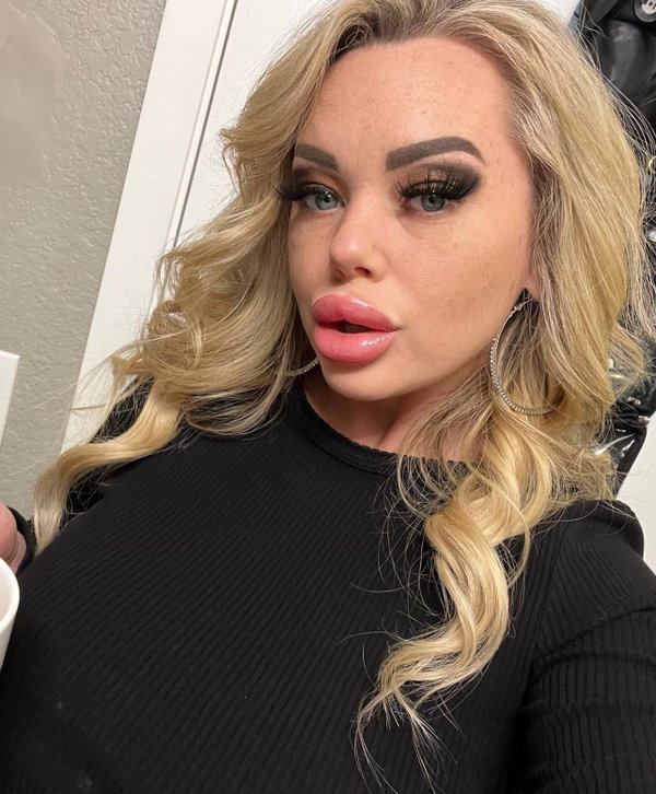 dorothyevan, 23 years old from Australia