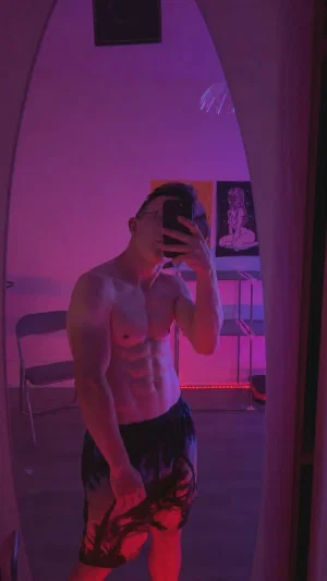 eefeet, 24 years old from Poland